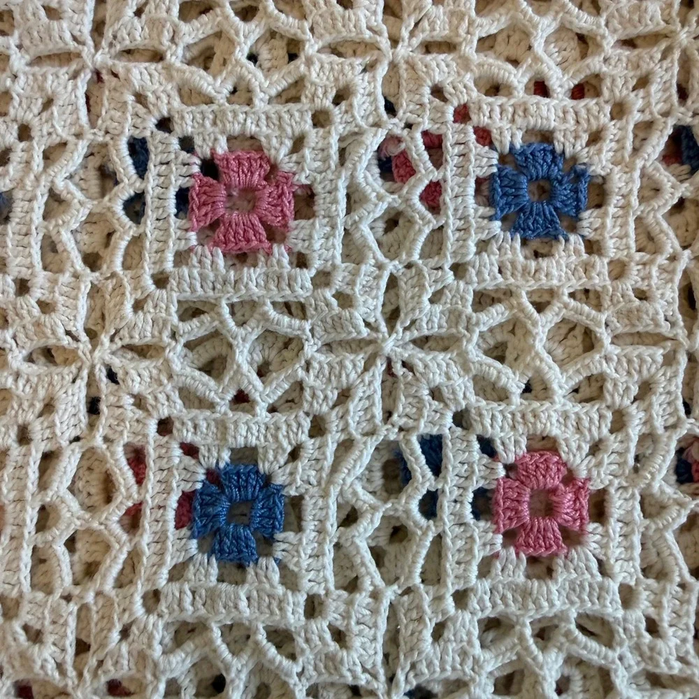 Vintage Handmade Crochet Bedspread Cream Pink Blue Floral Granny Square Coverlet